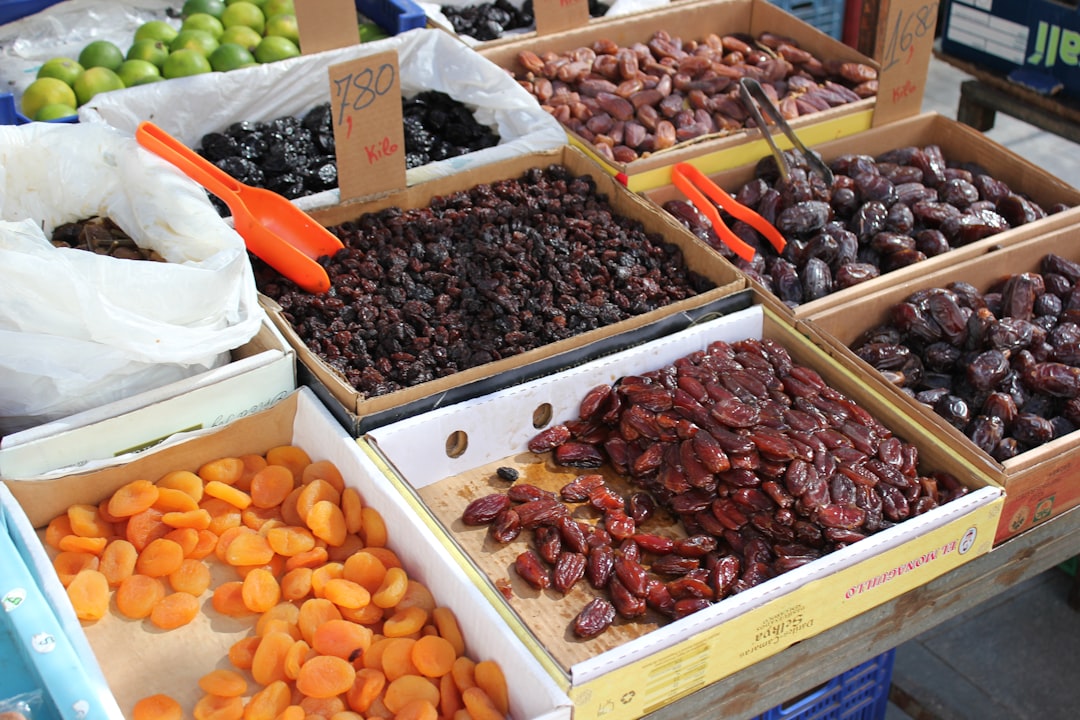 What do you see in these market stalls?