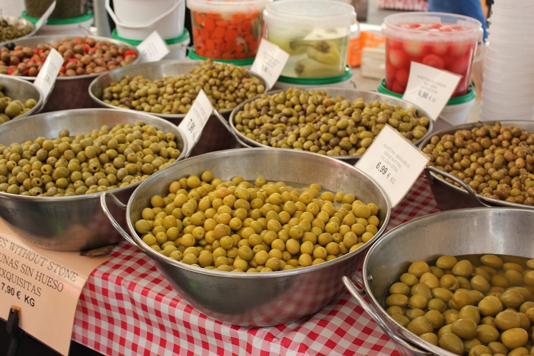 What do you see in these market stalls?