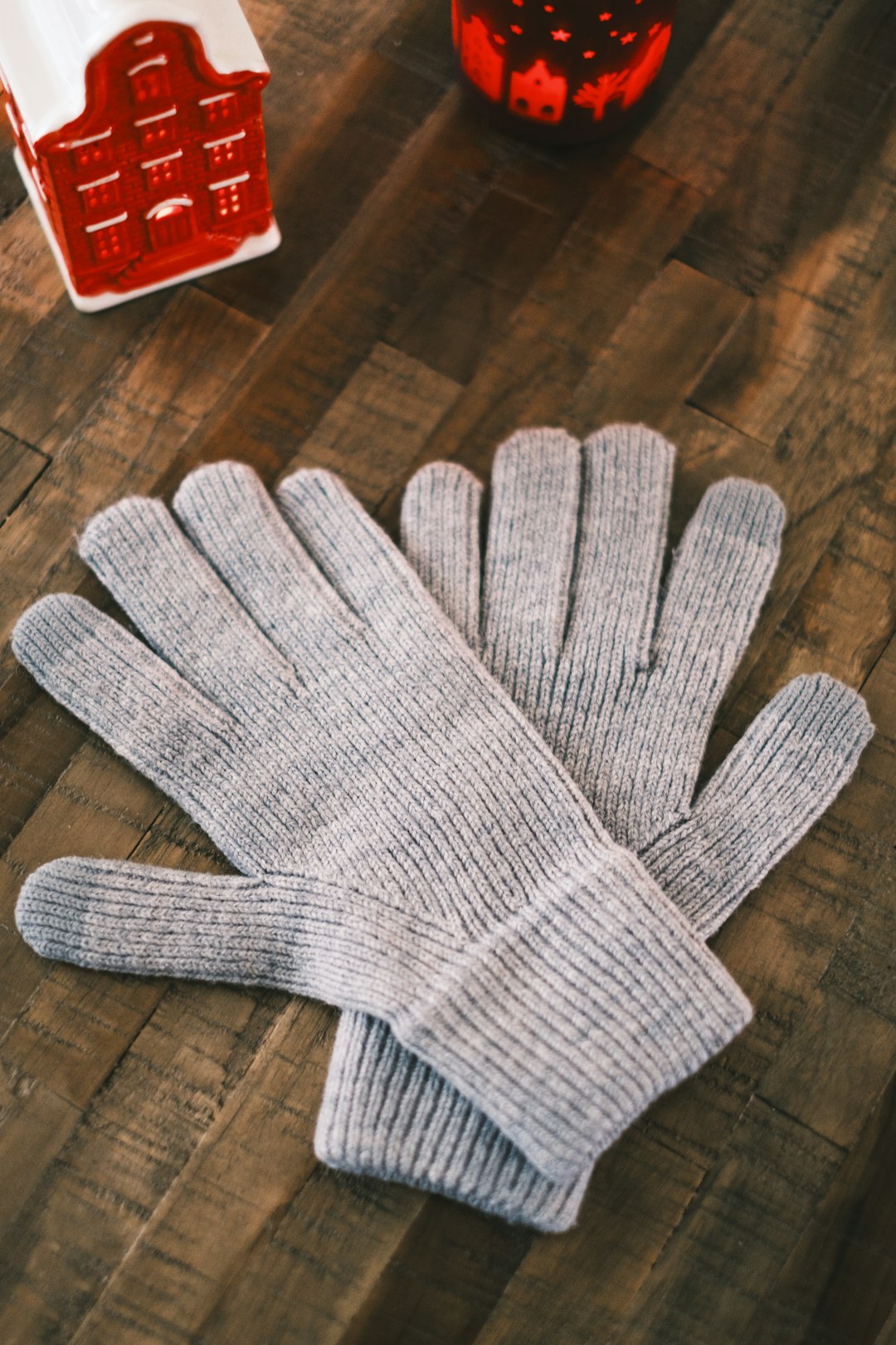 Warm gloves